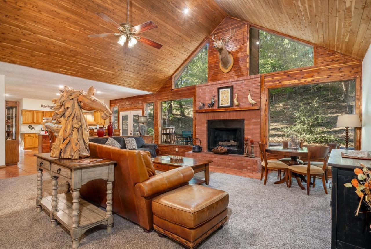 Luxury Rock Creek Cabin W Deck By Lake Hamilton هوت سبرنغز المظهر الخارجي الصورة